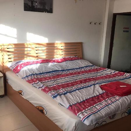 Oyo 1141 Ban Dao Hotell Haat Jomtien Eksteriør bilde