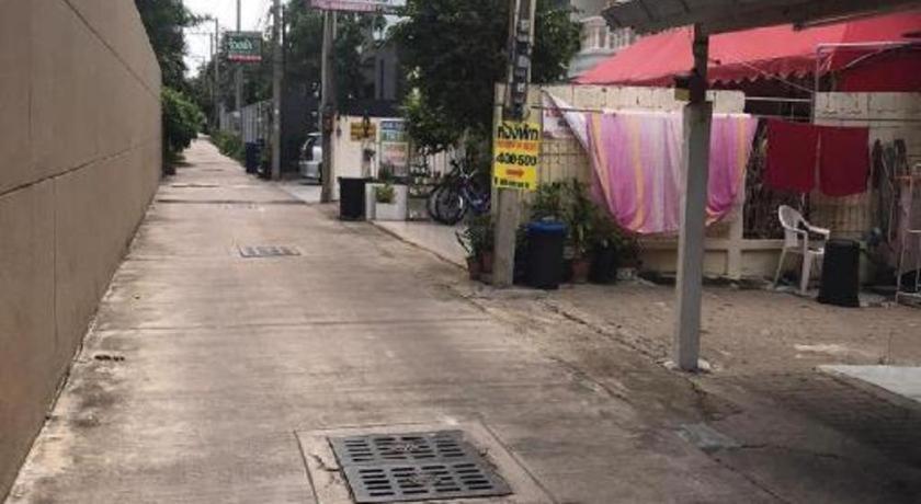 Oyo 1141 Ban Dao Hotell Haat Jomtien Eksteriør bilde